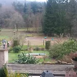 Casa de Férias De La Vallée, En Pleine Forêt *