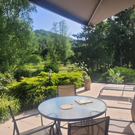 De La Vallee, En Pleine Foret Soucht