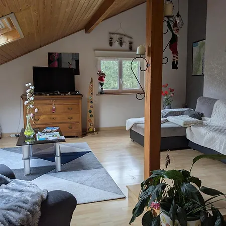 De La Vallee, En Pleine Foret