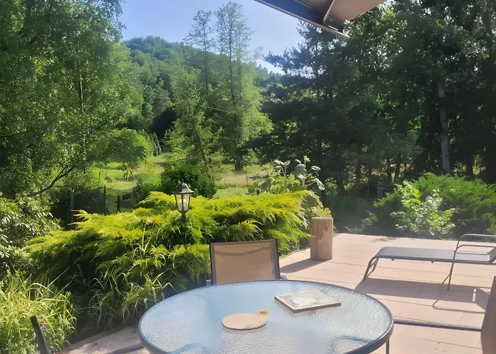 De La Vallee, En Pleine Foret Soucht