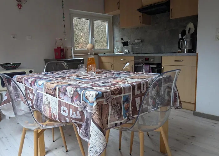 De La Vallee, En Pleine Foret * Soucht